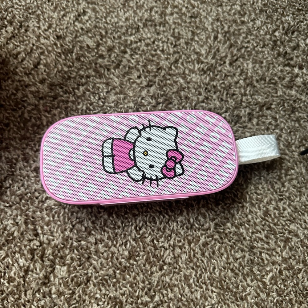 Hello Kitty, Bluetooth speaker wireless